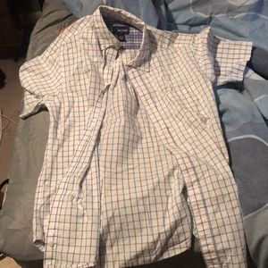 Men’s short sleeve collared shirt